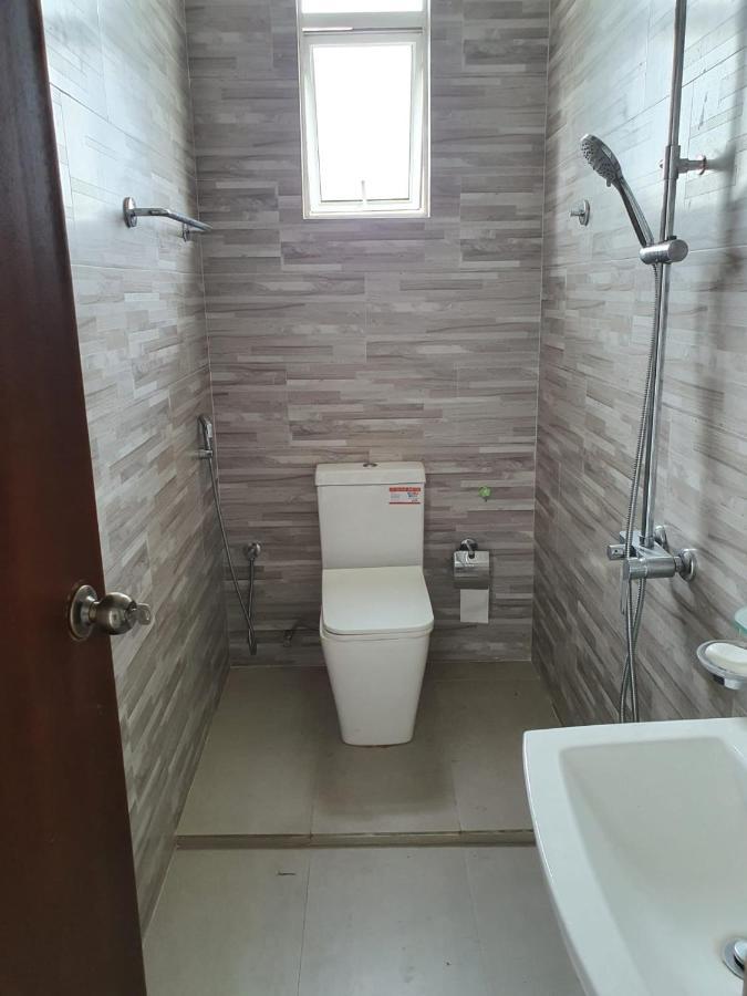 New 2 Bedroom Apartment, 100M Away From The Beach Dehiwala-Mount Lavinia Екстер'єр фото